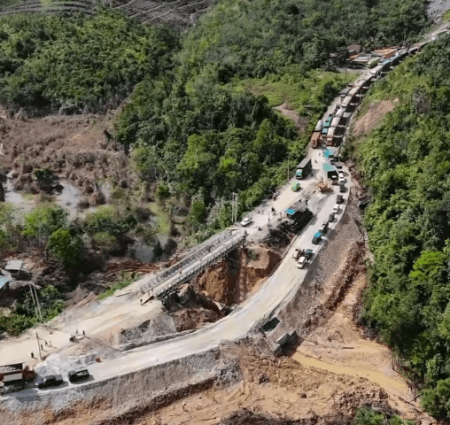 jalan pekanbaru sumbar macet