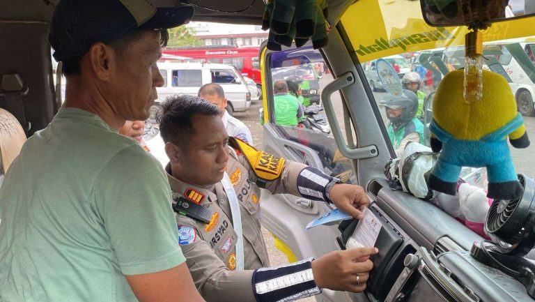 satlantas polresta bukittinggi cek kondisi bus