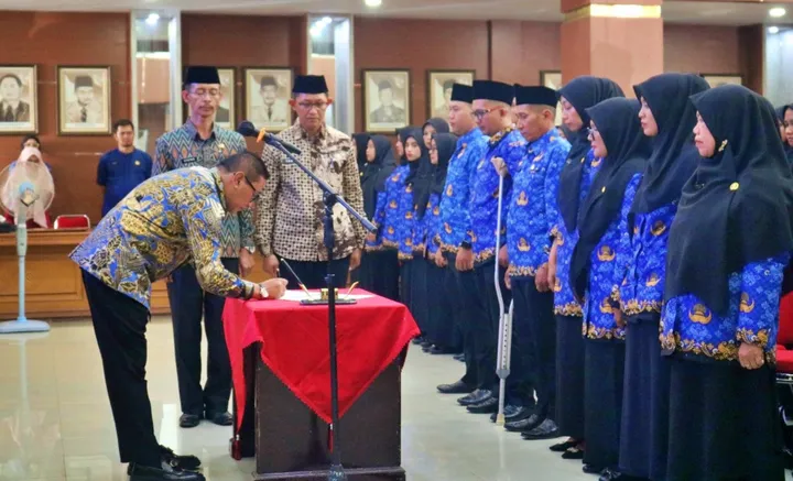 lantik cpns dan pppk bukittinggi