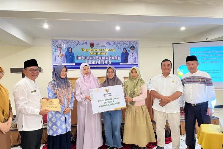 Bukittinggi Gelar Rakor TPPS dan Salurkan Bantuan Nutrisi