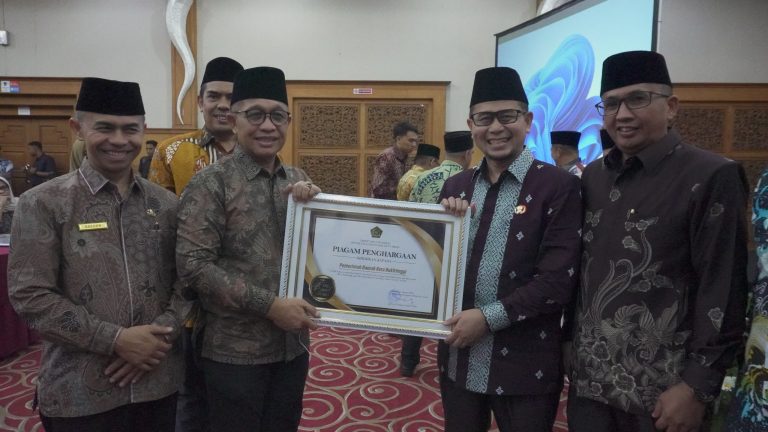 penghargaan inovasi layanan embarkasi haji