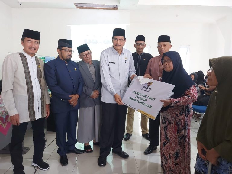 128 mustahiq terima zakat