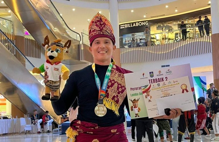 penghargaan di Fornas VIII 2025