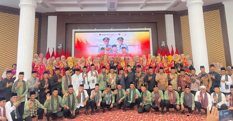 Sambut Perantau Dalam Wisata Adat Manyilau Kampuang 101 Dunsanak Kurai-Riau