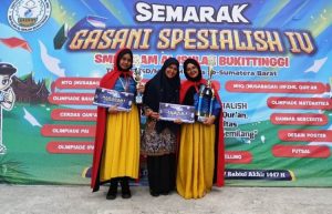 Siswa SMP 4 Bukittinggi Torehkan Prestasi Membanggakan