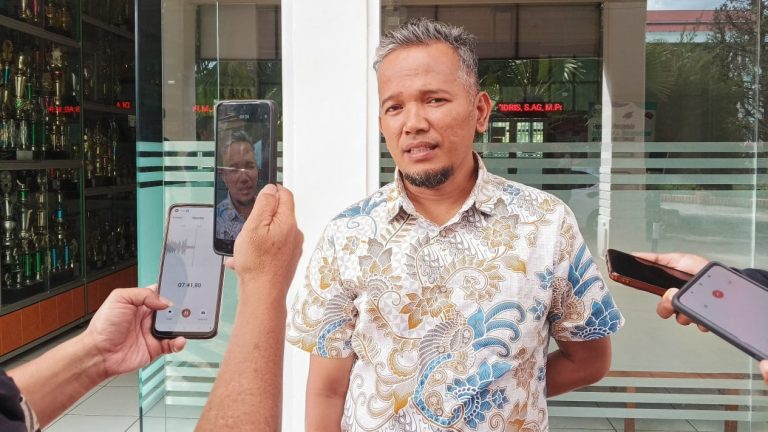 Sidak di Bukittinggi, Ombudsman RI Perwakilan Sumbar Temukan Ratusan Ijazah Siswa Masih Tertahan di Sekolah