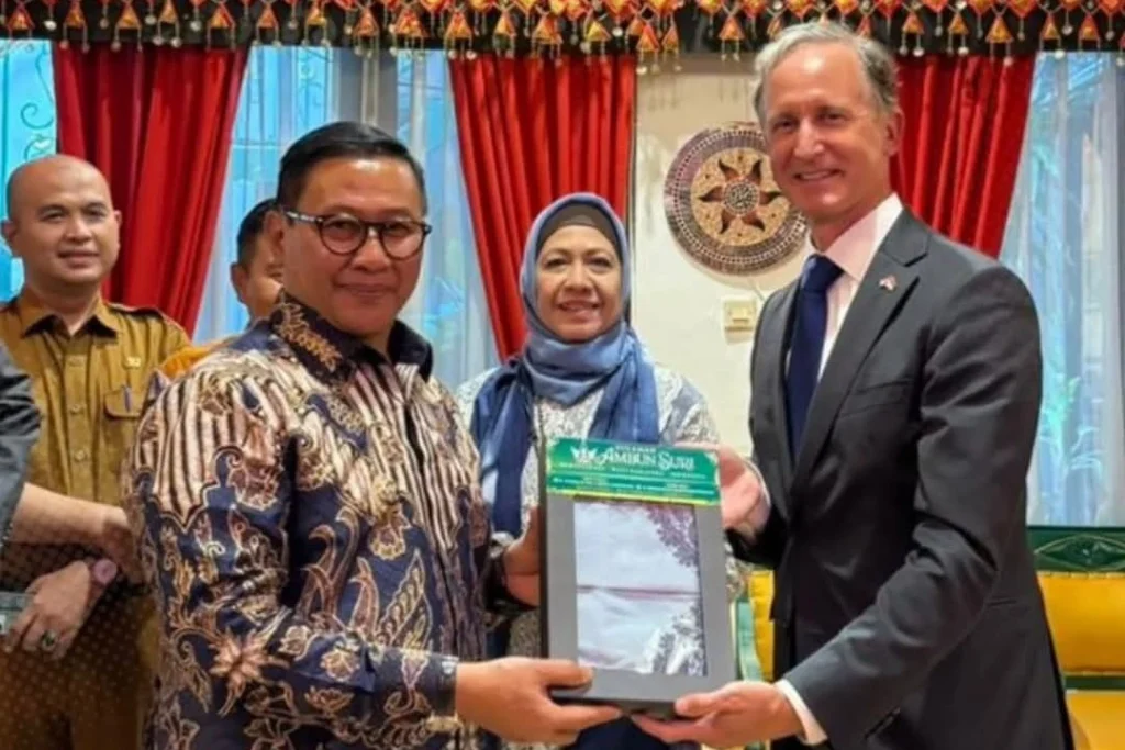 Diplomasi Wali Kota Bukittinggi Belanda