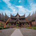 filosofi rumah gadang